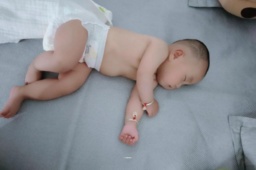 锦州孕妇显怀早的原因